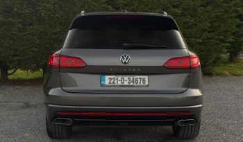 2022 Volkswagen Touareg R-Line Black Edition full