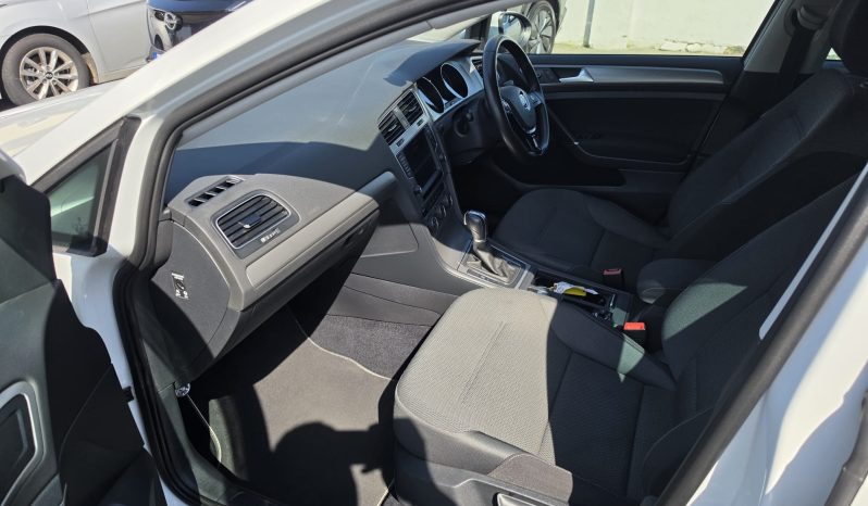 Volkswagen Golf 2016 full