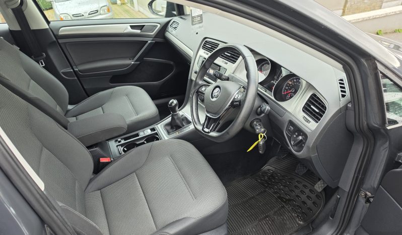 Volkswagen Golf 2015 full