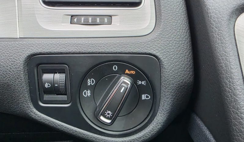 Volkswagen Golf 2015 full