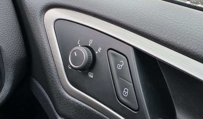 Volkswagen Golf 2015 full
