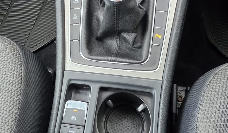 Volkswagen Golf 2015 full