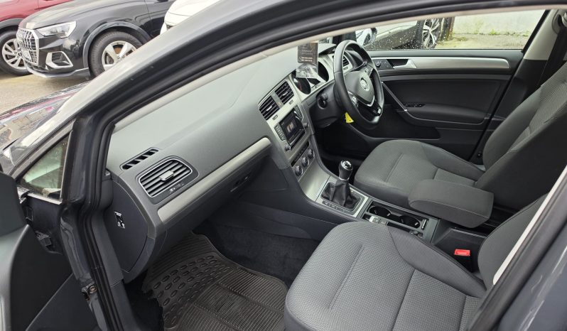 Volkswagen Golf 2015 full