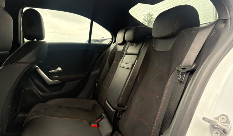 Mercedes-Benz A200 AMG Line Automatic full