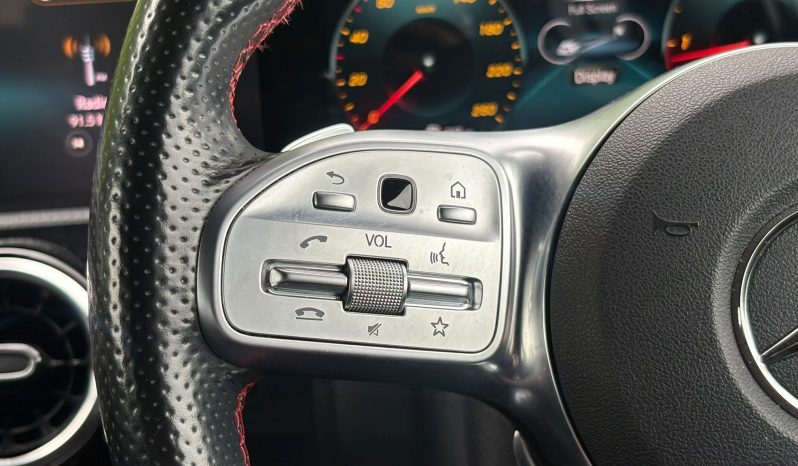Mercedes-Benz A200 AMG Line Automatic full