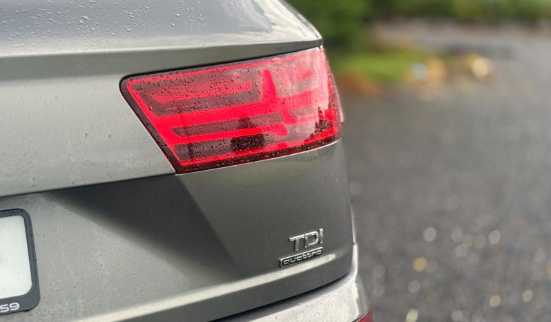2017 Audi Q7 full
